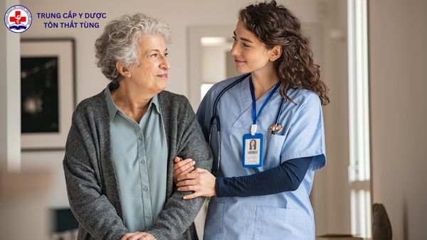 Sợ máu có nên học Điều dưỡng