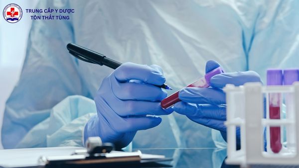 Chứng chỉ hành nghề kỹ thuật viên xét nghiệm là gì? Điều kiện, lộ trình và hướng đi thực tế chứng chỉ hành nghề kỹ thuật viên xét nghiệm