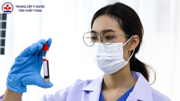 kỹ thuật xét nghiệm y học thi khối nào