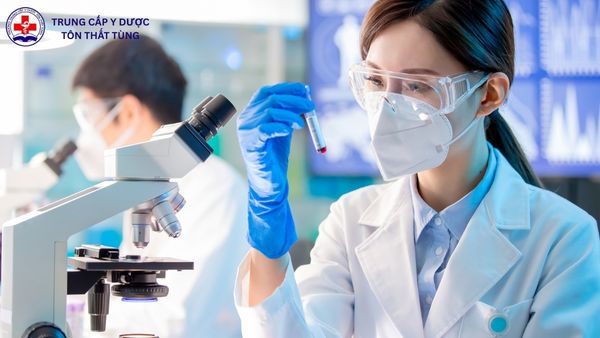 Mức lương của ngành Xét nghiệm Y học hiện nay bao nhiêu? mức lương của ngành xét nghiệm y học