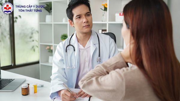 Mức lương của Y sĩ đa khoa