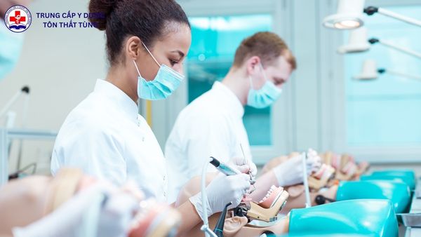 điều dưỡng nha khoa là gì